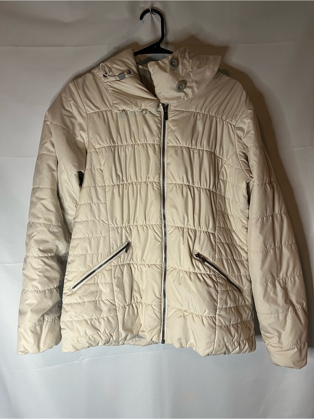 Columbia Off-White Quilted Puffer Jacket